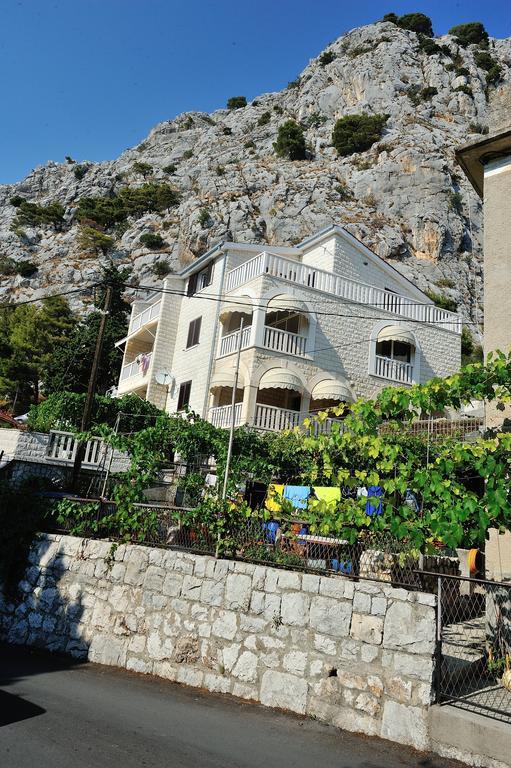 Apartments Villa White House Omiš Habitación foto