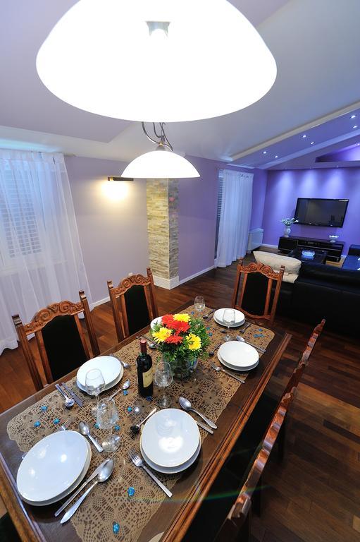 Apartments Villa White House Omiš Habitación foto
